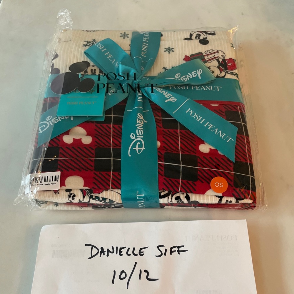 Posh Peanut Mickey Yuletide Luxette NIB
